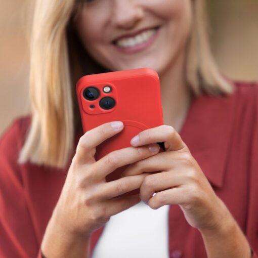 SILICONE MAG COVER kompatibel mit MagSafe für IPHONE 13 rot – Bild 3