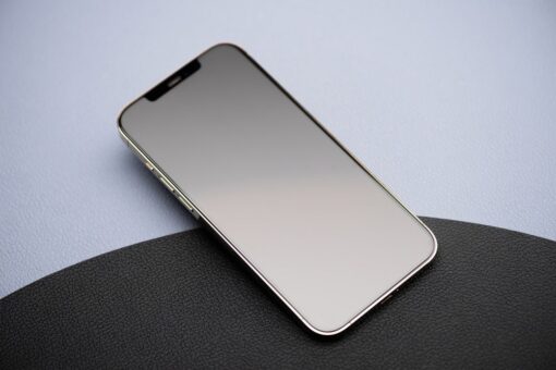 Forcell Matt gehärtetes Glas - für Iphone 15 Pro schwarz – Bild 7