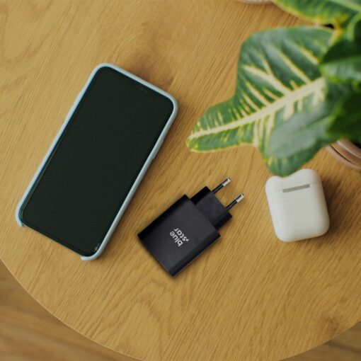 BLUE STAR travel charger with USB C+USB-A sockets PD QC4.0 3A 25W TFB-TC-25WPD black – Bild 6
