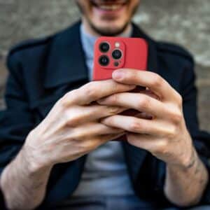 Hülle für Samsung S26 Silicone Mag Cover kompatibel mit MagSafe (Kameraschutz) rot – Bild 4