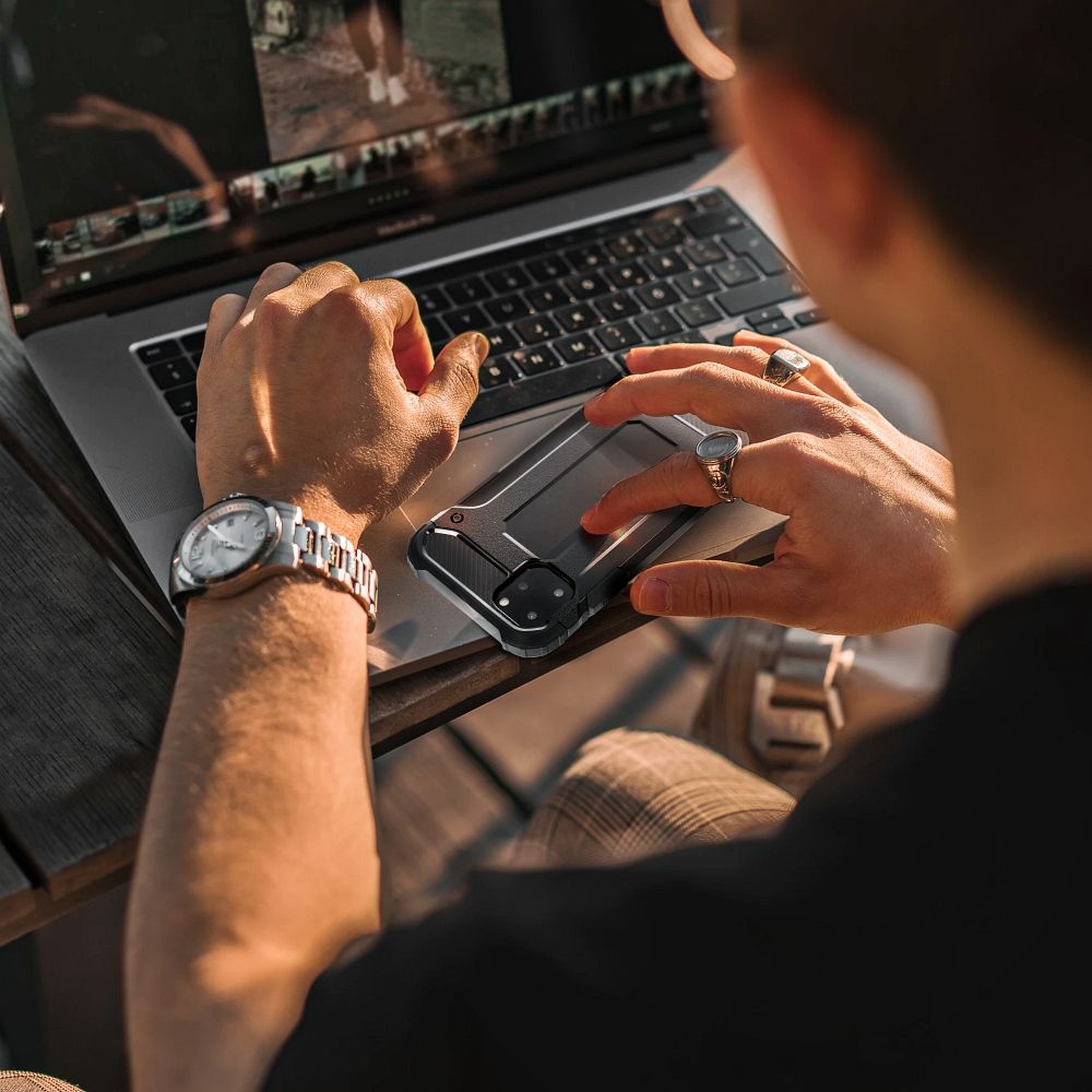 ARMOR für iPhone 16 Pro Schwarz – Bild 11